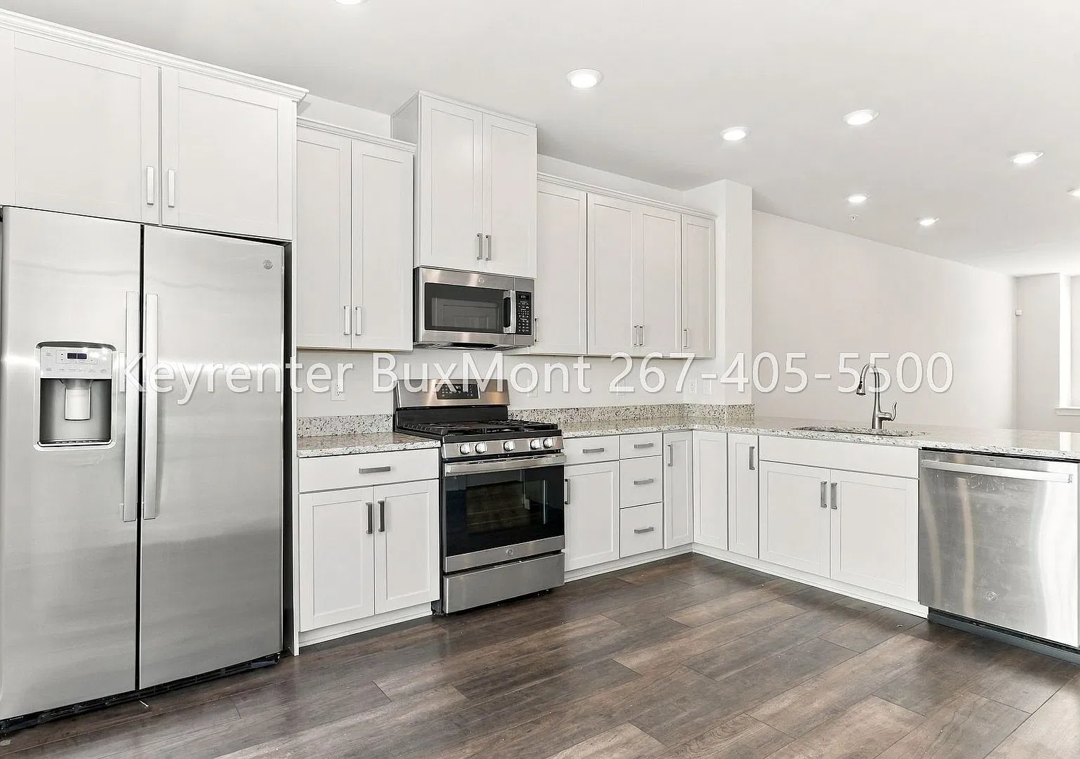 Four-Level Brick Townhome with Rooftop Terrace, Deck & Garage in Waterside — Photo 2