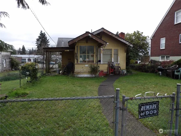 2143 7th Street, Bremerton, WA 98312