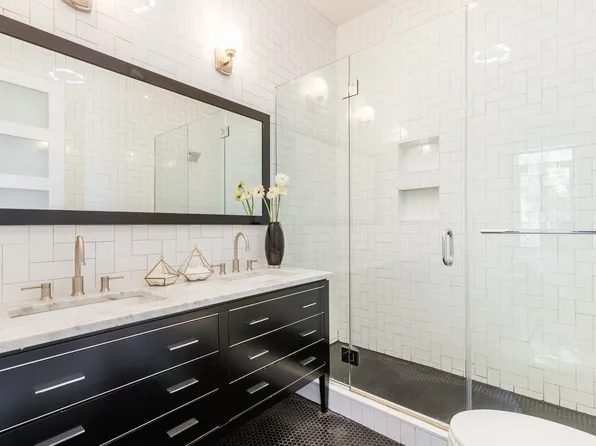 537 Chauncey Street image 11 of 19