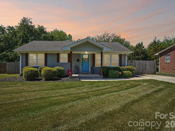 2nd image of 4238 Donnybrook Pl