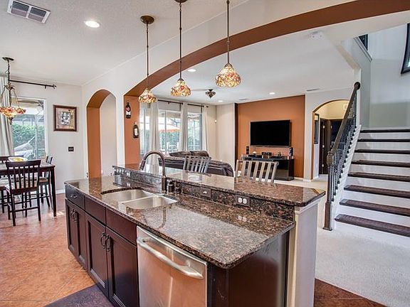 4th image of 15140 Serenade Dr