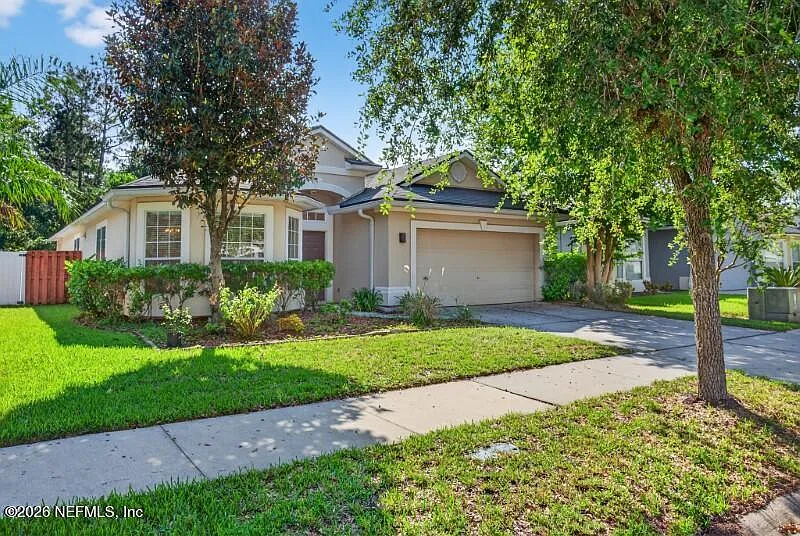 4 bed, 2.0 bath, 2102 sqft, $2,500 — Photo 2