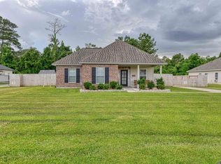 18049 Diaz Rd, Prairieville, LA 70769