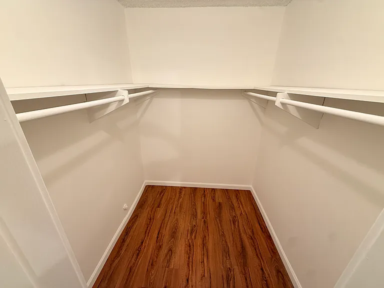 4635 N Bellflower Blvd #1 — Photo 11