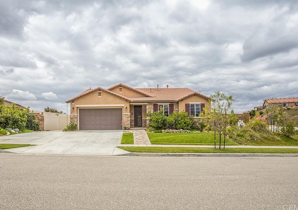 1st image of 31793 Oakwood Cir