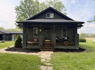 2305 N 1025th St, Ramsey, IL 62080