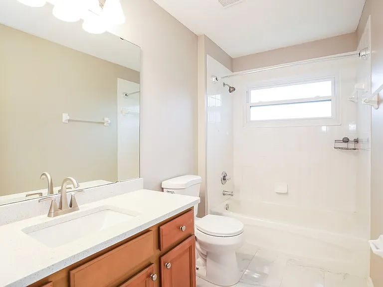 179 Greenfield Dr — Photo 16