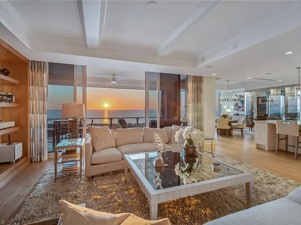 6897 Grenadier BLVD #1903, NAPLES, FL 34108