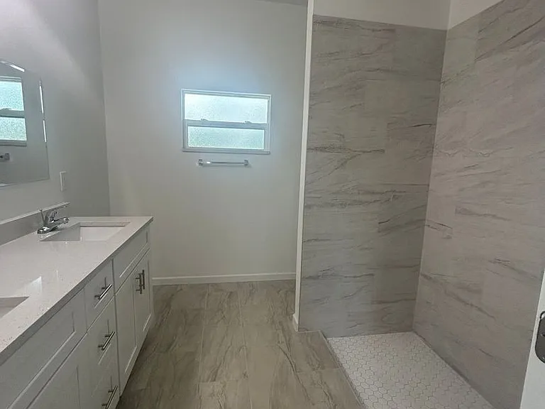 751 Pacific St — Photo 17