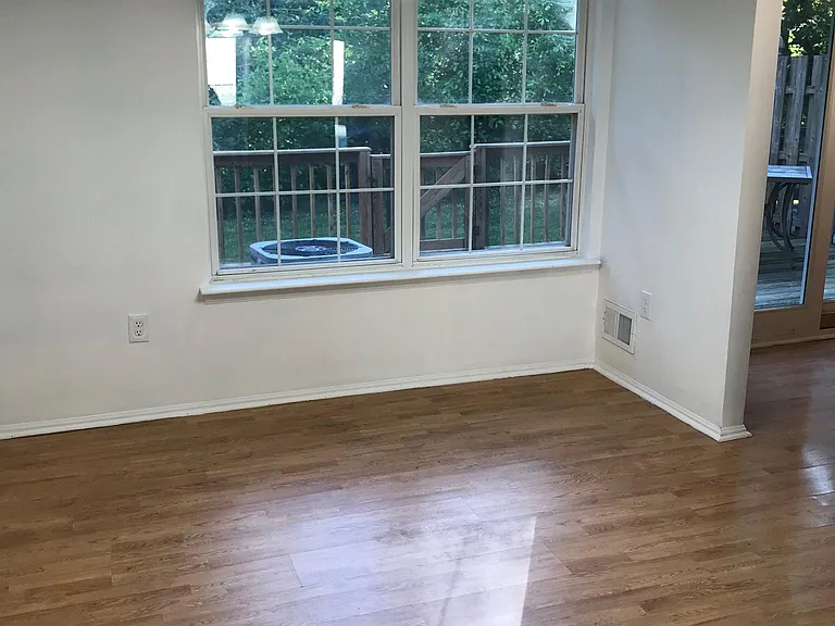 4 Cherokee Dr — Photo 8