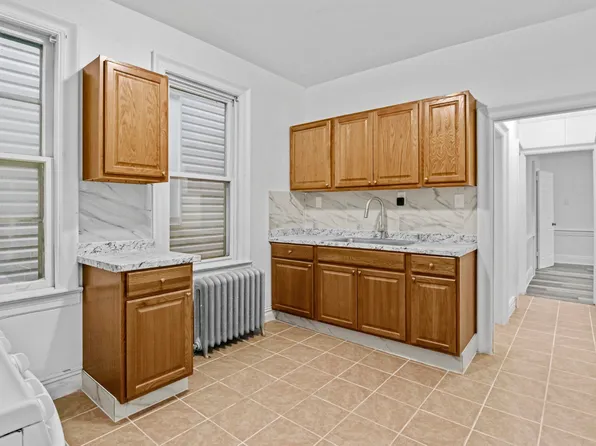 22 Sheffield Street image 11 of 18