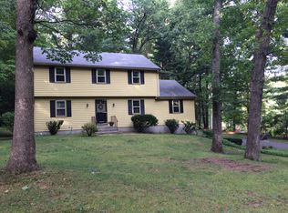 29 Byron Dr, Granby, CT 06035