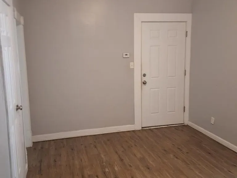 Unit Photo
