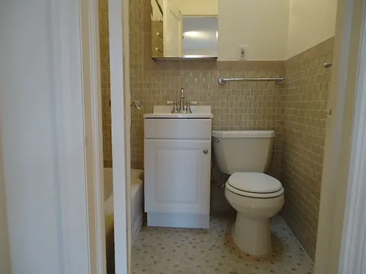 Rented by Hakeem Shahid, LREB | media 3