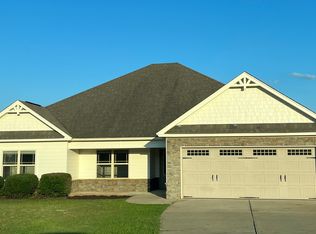 4 Talon Ct, Fort Mitchell, AL 36856