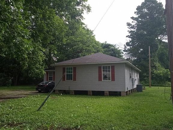 2nd image of 206 S Walnut St