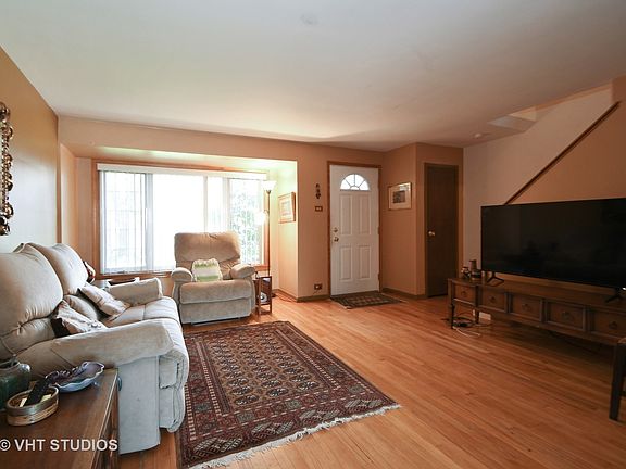 2nd image of 93 W Elm St
