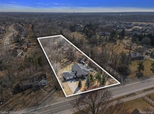 804 E Avon Rd, Rochester Hills, MI 48307