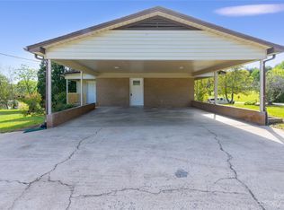 3968 Hollywood Ridge Rd, Lenoir, NC 28645