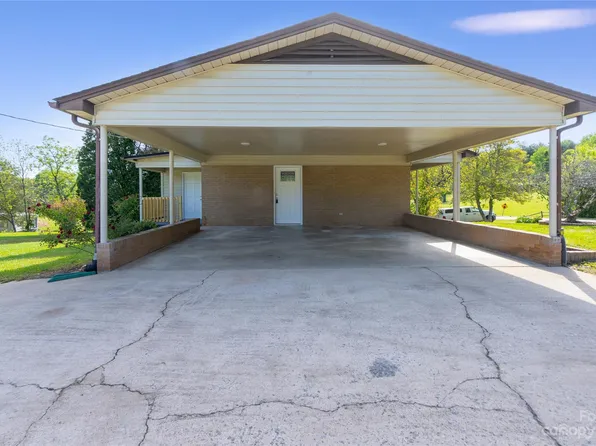 3968 Hollywood Ridge Rd, Lenoir, NC 28645