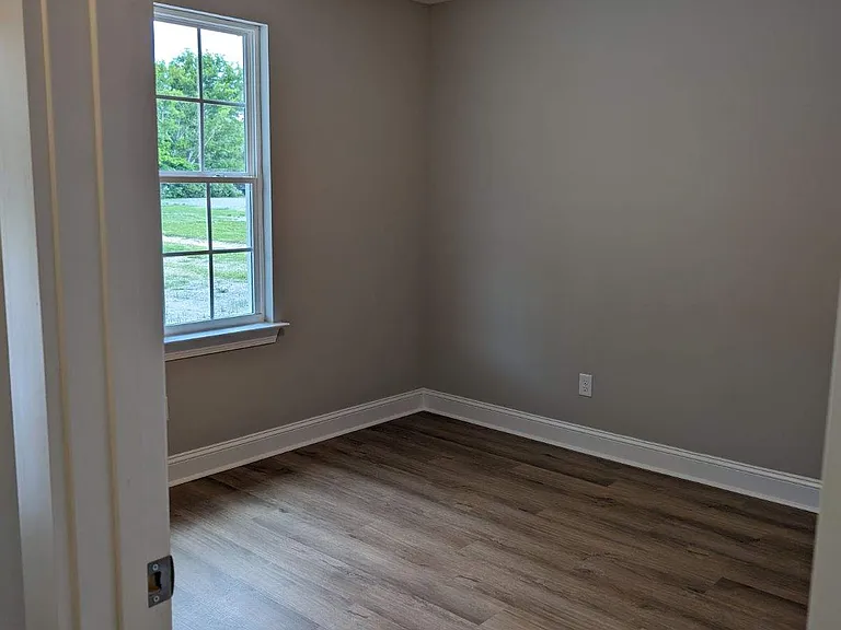 102 Jaelyns Way — Photo 9