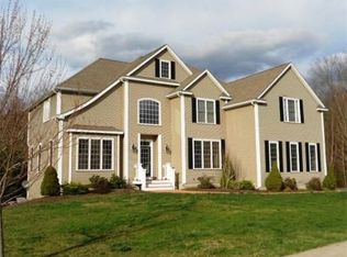 26 Magnolia Ln, North Grafton, MA 01536