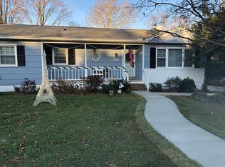 8233 Burnley Rd, Baltimore, MD 21204