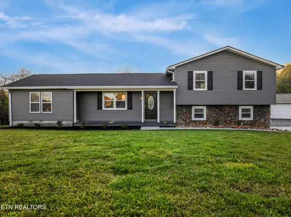 3641 S Fork Pl, Maryville, TN 37801