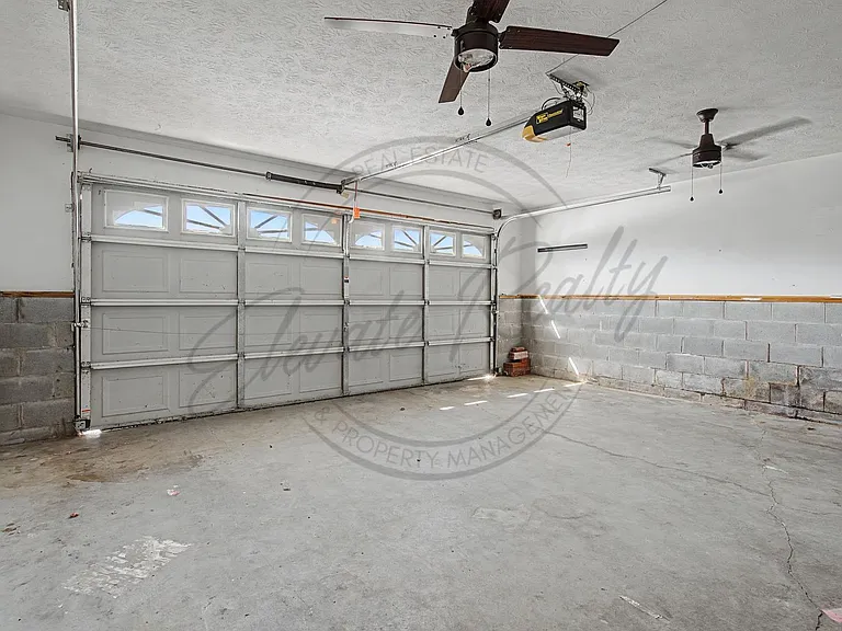 105 Edgeview Dr — Photo 24