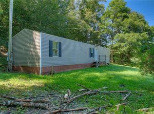 179 Roses Branch Rd, Bakersville, NC 28705
