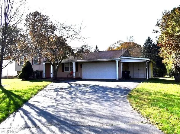 4099 Brookside Dr NW, Warren, OH 44483