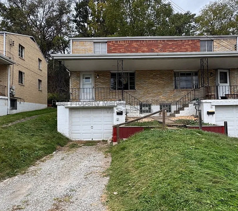 93 N Joslyn Dr