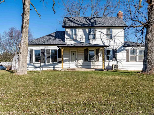 776 Seven Hills Rd, Metamora, IL 61548