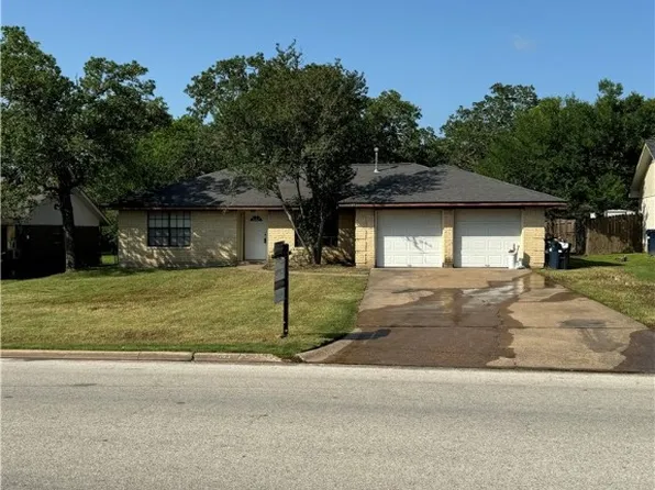 2003 Southwood Dr, College Station, TX 77840