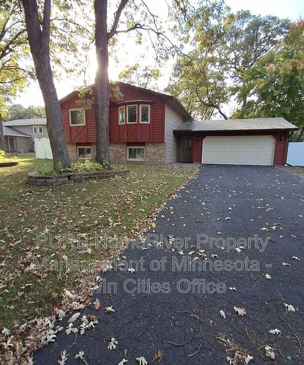 1st image of 12394 Magnolia Cir NW