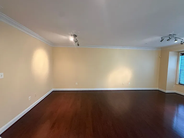 8894 Purple Iris Ln — Photo 4
