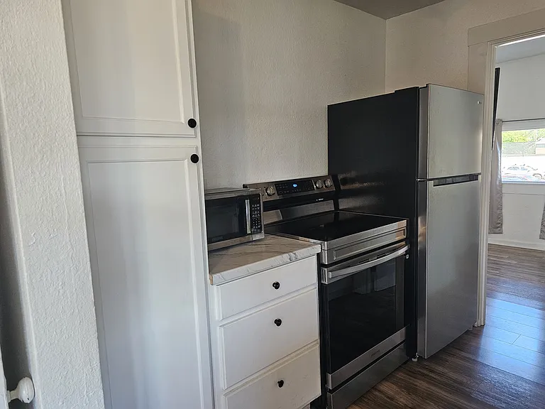 Kitchen new appliances