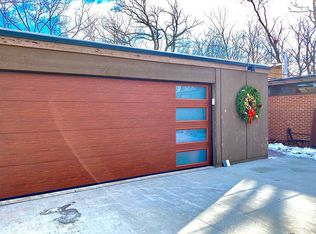 12N085 Wildmere Dr, Elgin, IL 60123