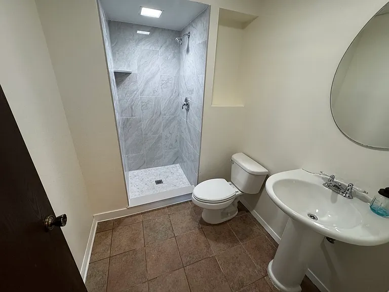425 Beechwood Dr — Photo 11
