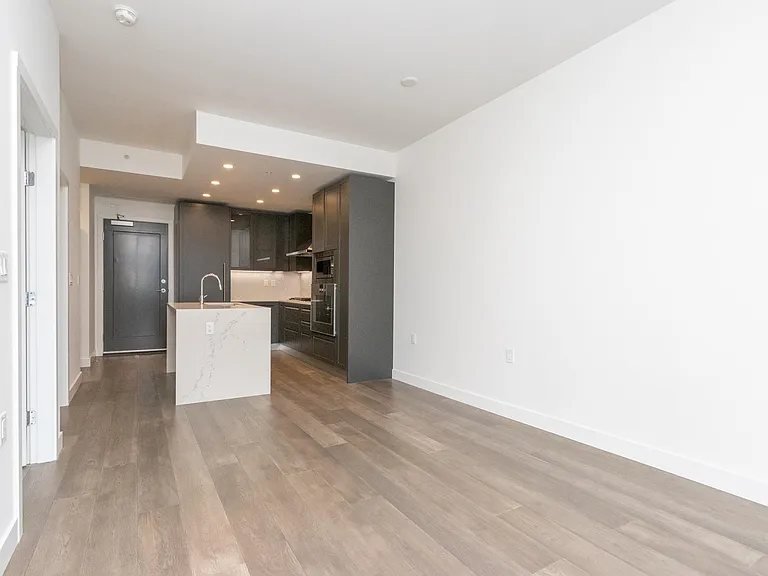 5733 Alberta St #305 — Photo 5