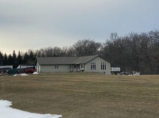 W1446 Schmidt Rd, Cambria, WI 53923