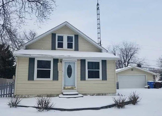2nd image of 4355 4th St