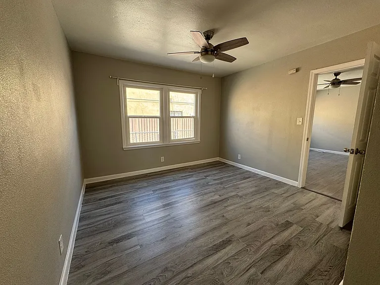 3569 Mulford Ave — Photo 8