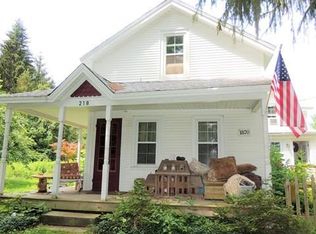 218 E Longmeadow Rd, Hampden, MA 01036