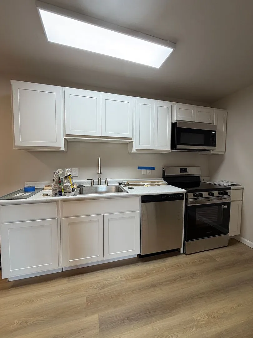 The Elmwood — Photo 3