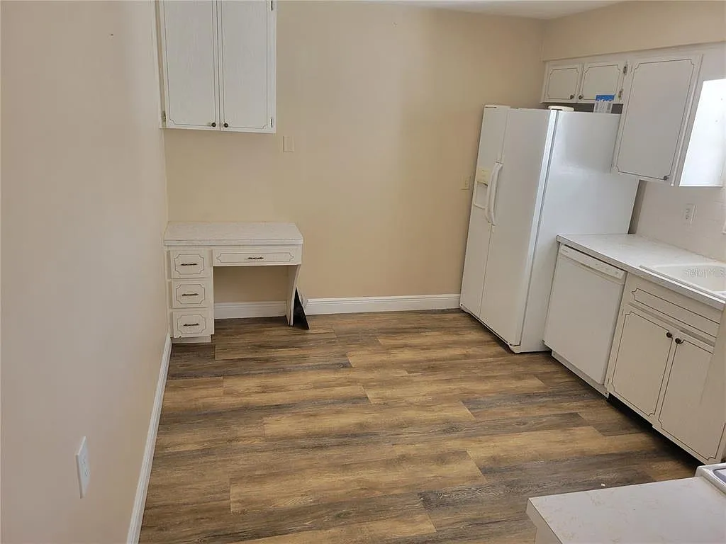 2 bed, 2.0 bath, 1446 sqft, $1,695 — Photo 4