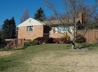 2461 Hampton Ave, Allison Park, PA