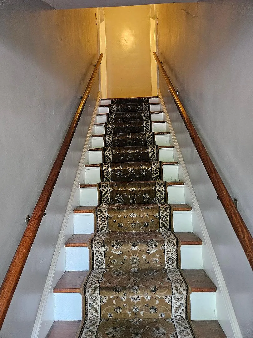 1 bed, 750 sqft, $1,050 — Photo 2