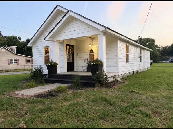 153 Ross Ave, Dyersburg, TN 38024