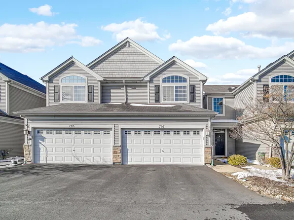 707 S Jade Ln, Round Lake, IL 60073